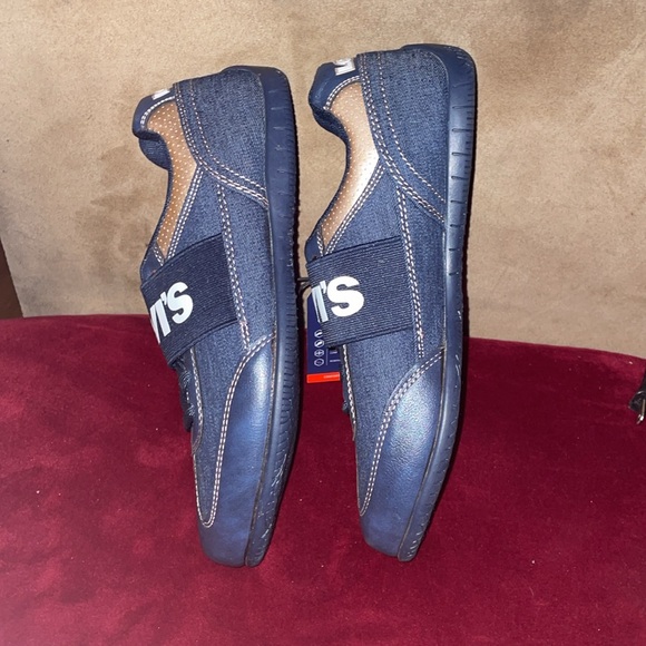 Levi’s Comfort - Picture 2 of 7